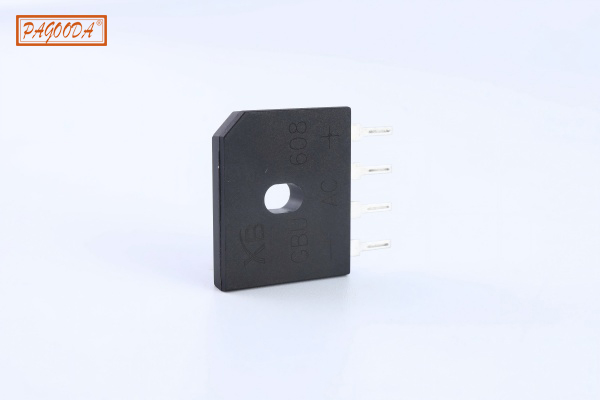 寬輸入電壓（85V-305V）設計中對橋堆和薄膜電容的應力分析