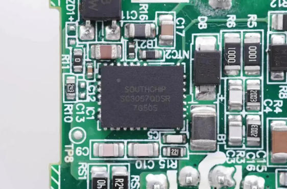 GaN PA偏置電路中去耦電容的布局與ESL控制