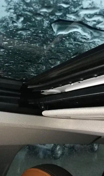 天窗漏水 天窗漏水