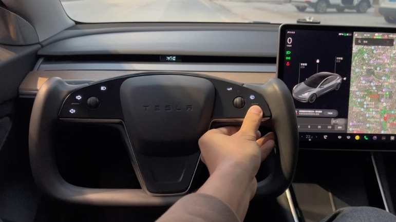 智能方向盤觸屏2