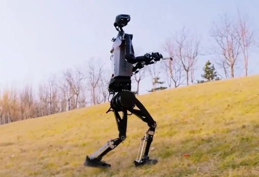 機(jī)器人跑步 機(jī)器人跑步