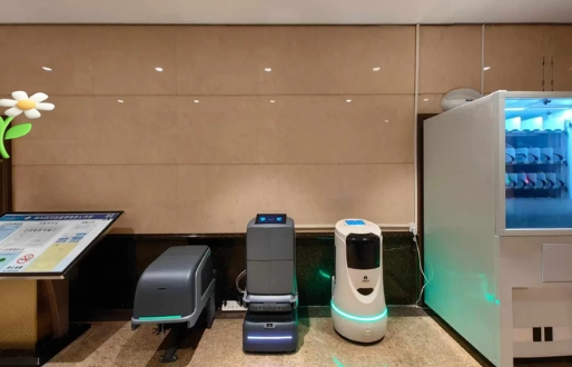 酒店服務機器人待機 酒店服務機器人待機
