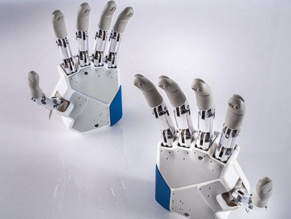 可拉伸導(dǎo)電材料在仿生機(jī)器人電子皮膚中的電阻應(yīng)變應(yīng)用